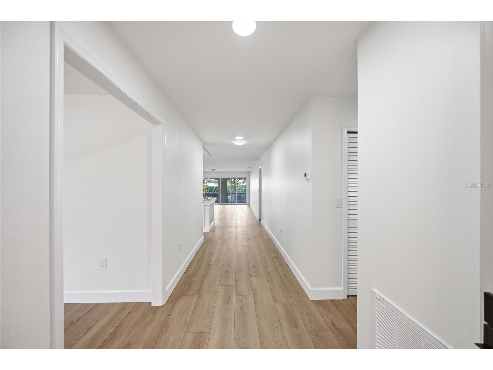 5526 Chanteclaire #31 Sarasota FL 34235 A4689277 image8