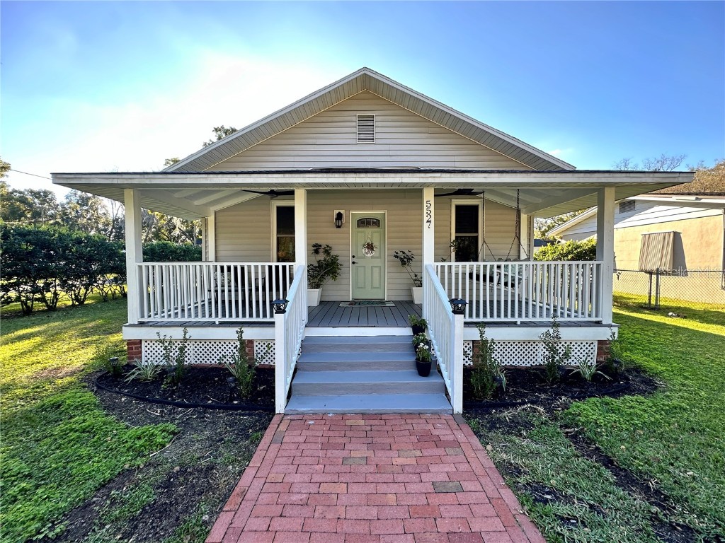 5527 12th Street Zephyrhills FL 33542 U8225701 image1