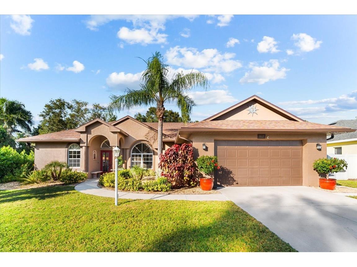5527 Magnolia Tree Terrace Sarasota FL 34233 N6129836 image1