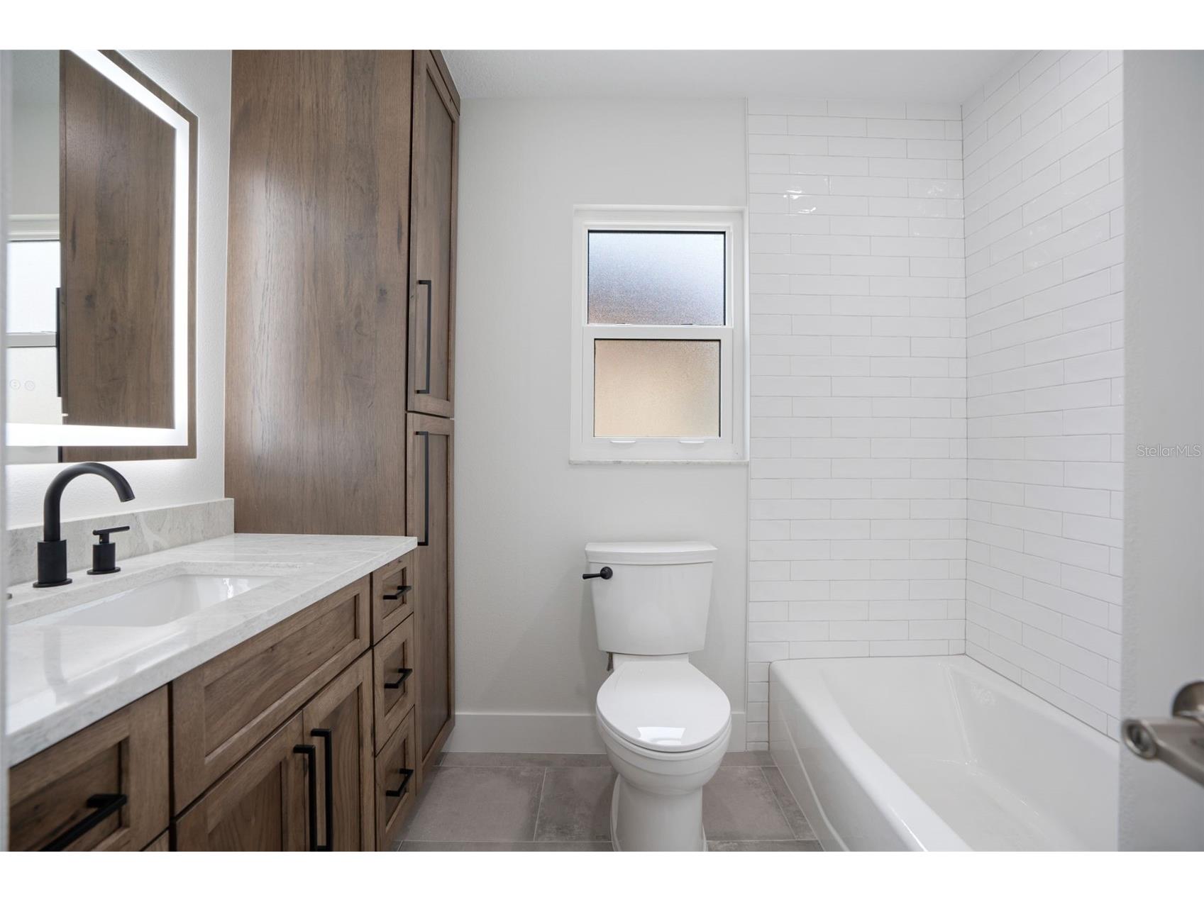 5528 Briarcliff Drive Sarasota FL 34232 A4694629 image16