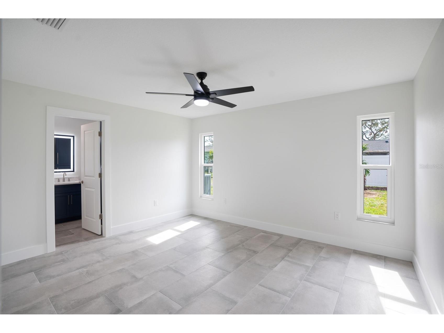 5528 Briarcliff Drive Sarasota FL 34232 A4694629 image18