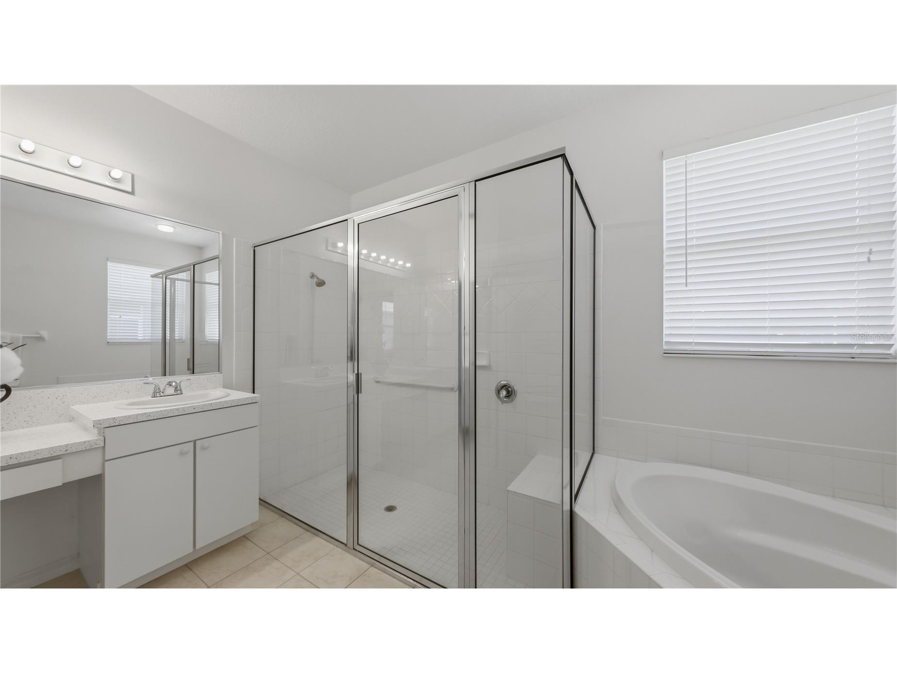 5528 Burnt Branch Circle Sarasota FL 34232 A4687561 image37