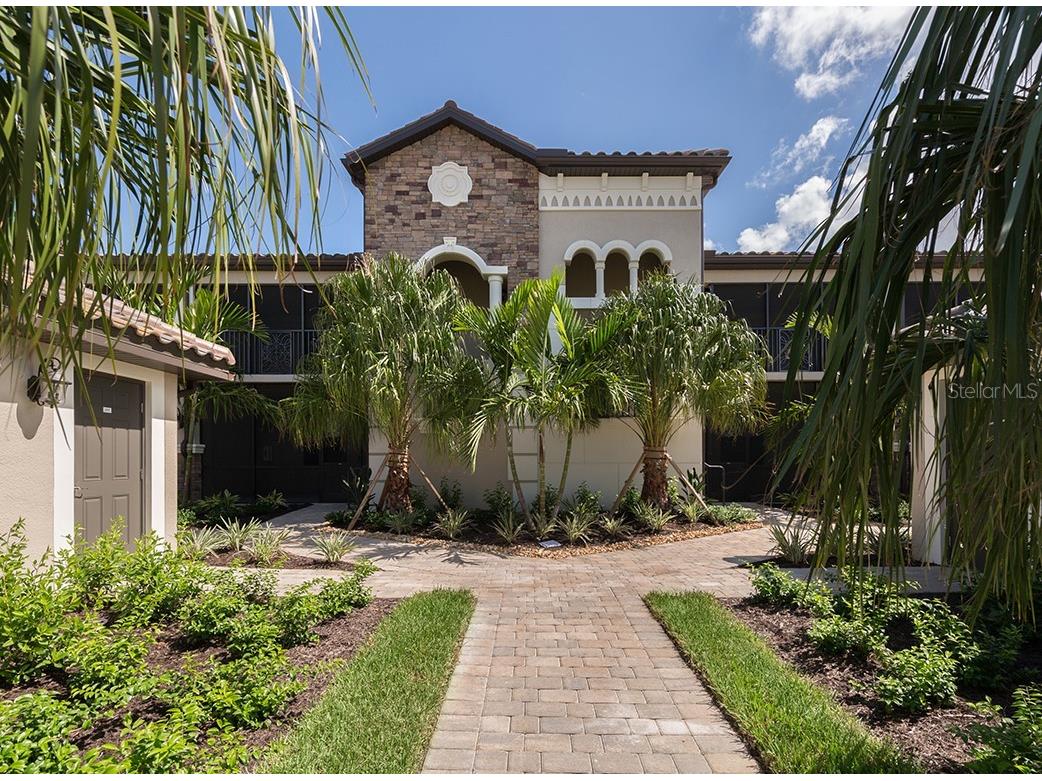 5528 Palmer Circle #105 Lakewood Ranch FL 34211 A4597845 image1
