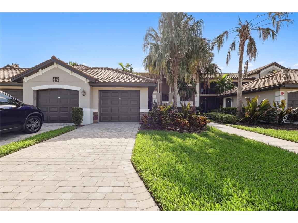 5528 Palmer Circle #203 Bradenton FL 34211 A4659755 image1