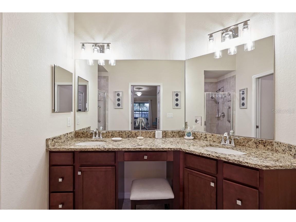 5528 Palmer Circle #203 Bradenton FL 34211 A4659755 image25