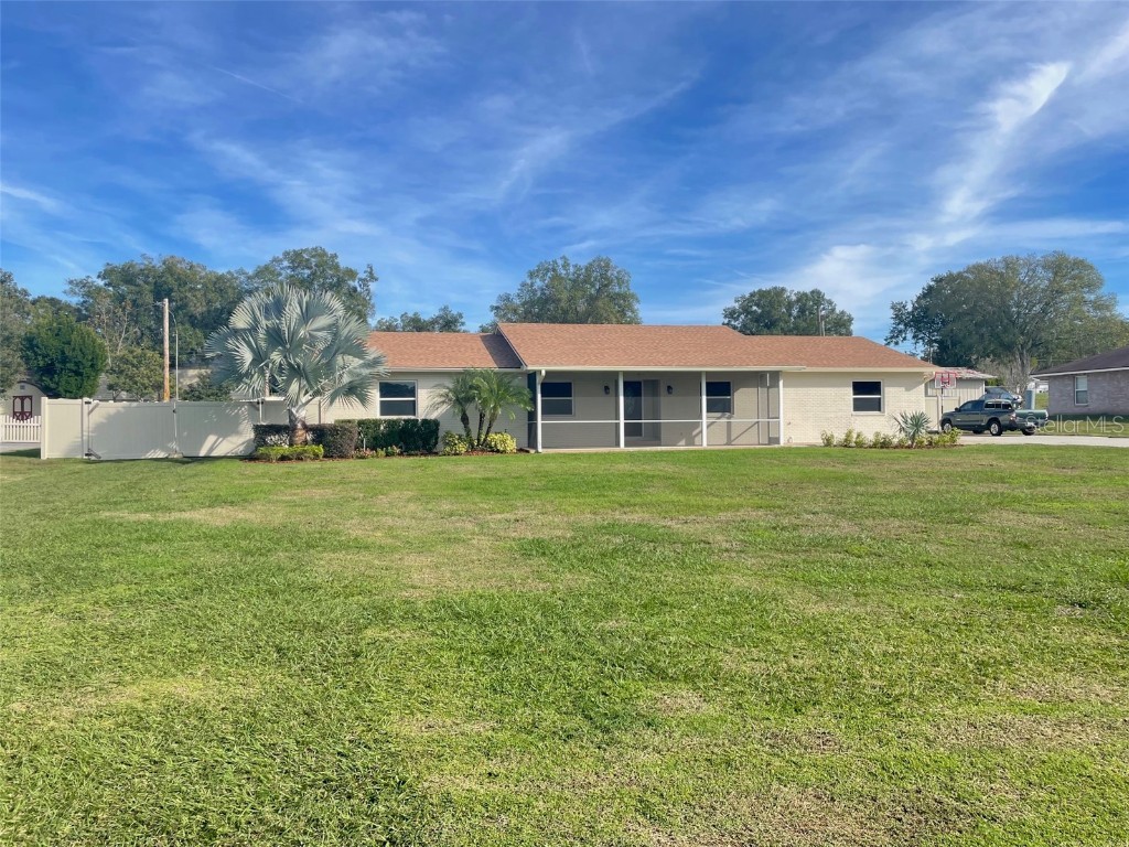 5529 Chiles Lane Lakeland FL 33810 L4927084 image1