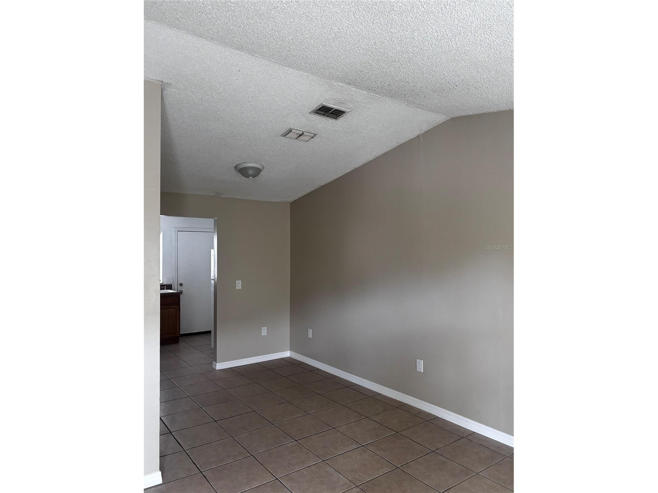 5529 La Salle Court New Port Richey FL 34652 W7886571 image1