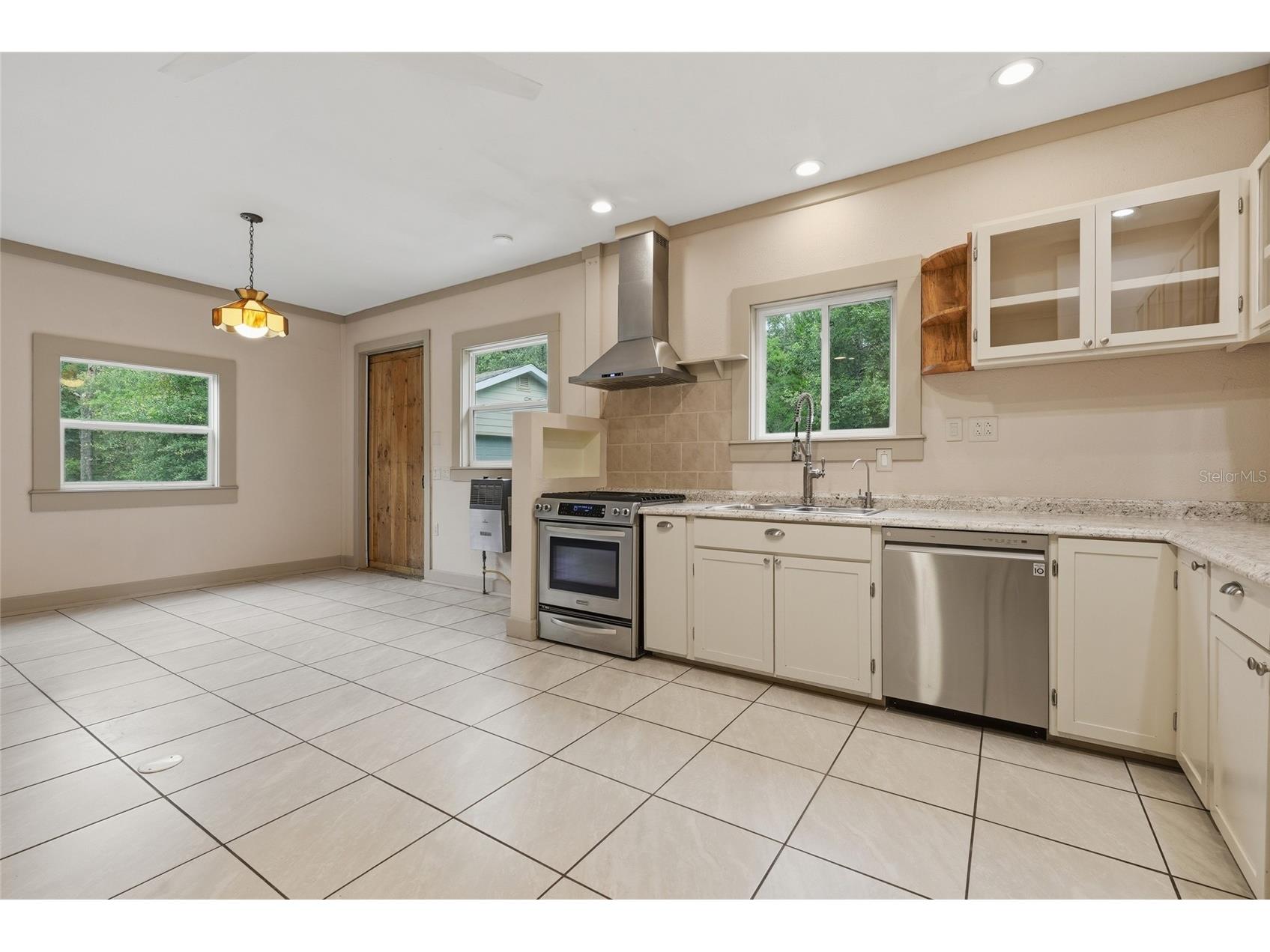 5529 NE 51st Avenue High Springs FL 32643 GC541664 image9
