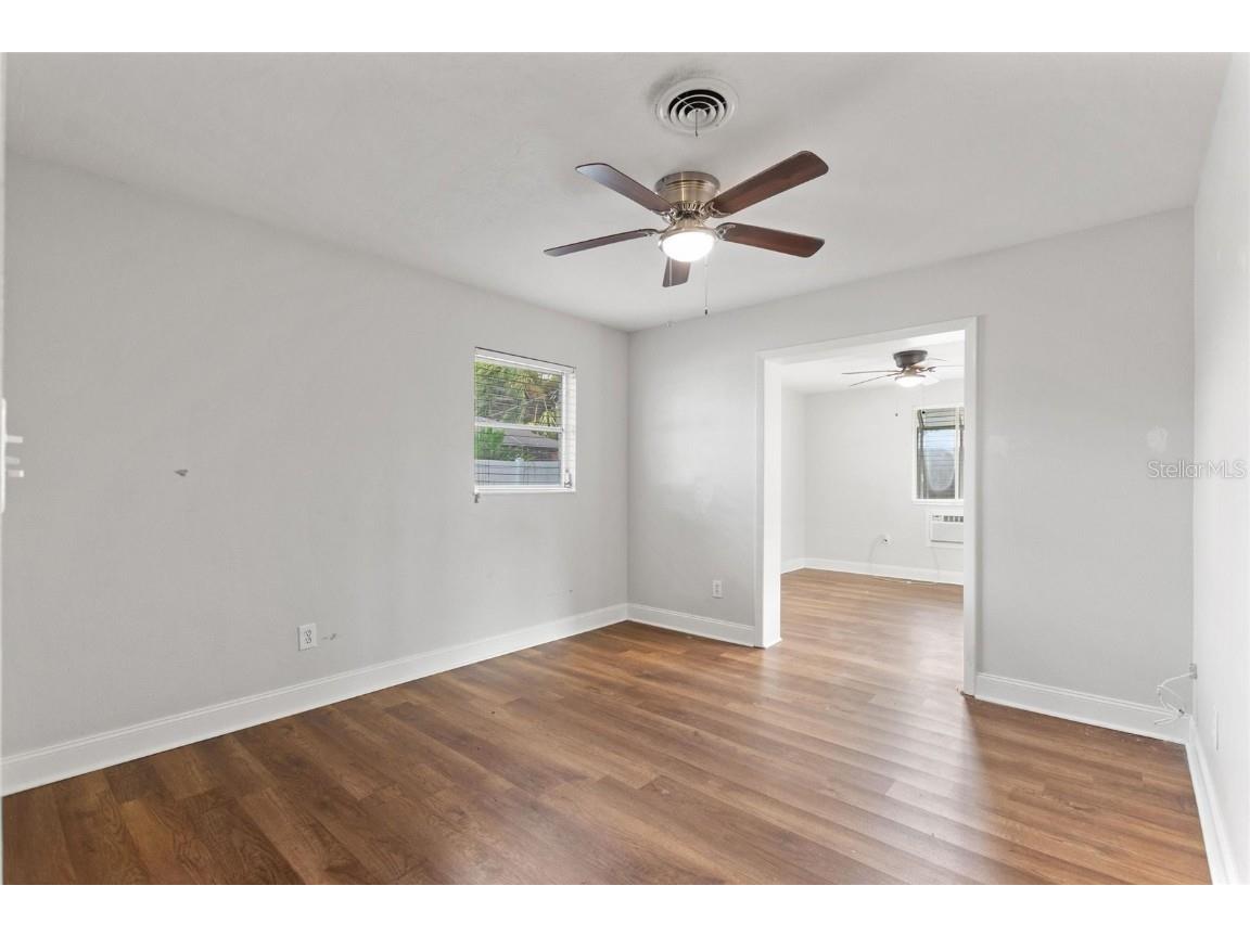 5529 Yorkshire Way Sarasota FL 34231 TB8431380 image18