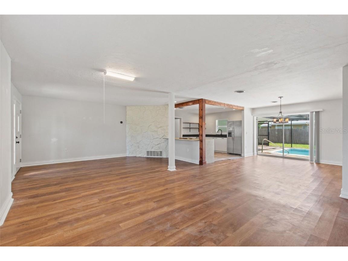 5529 Yorkshire Way Sarasota FL 34231 TB8431380 image8