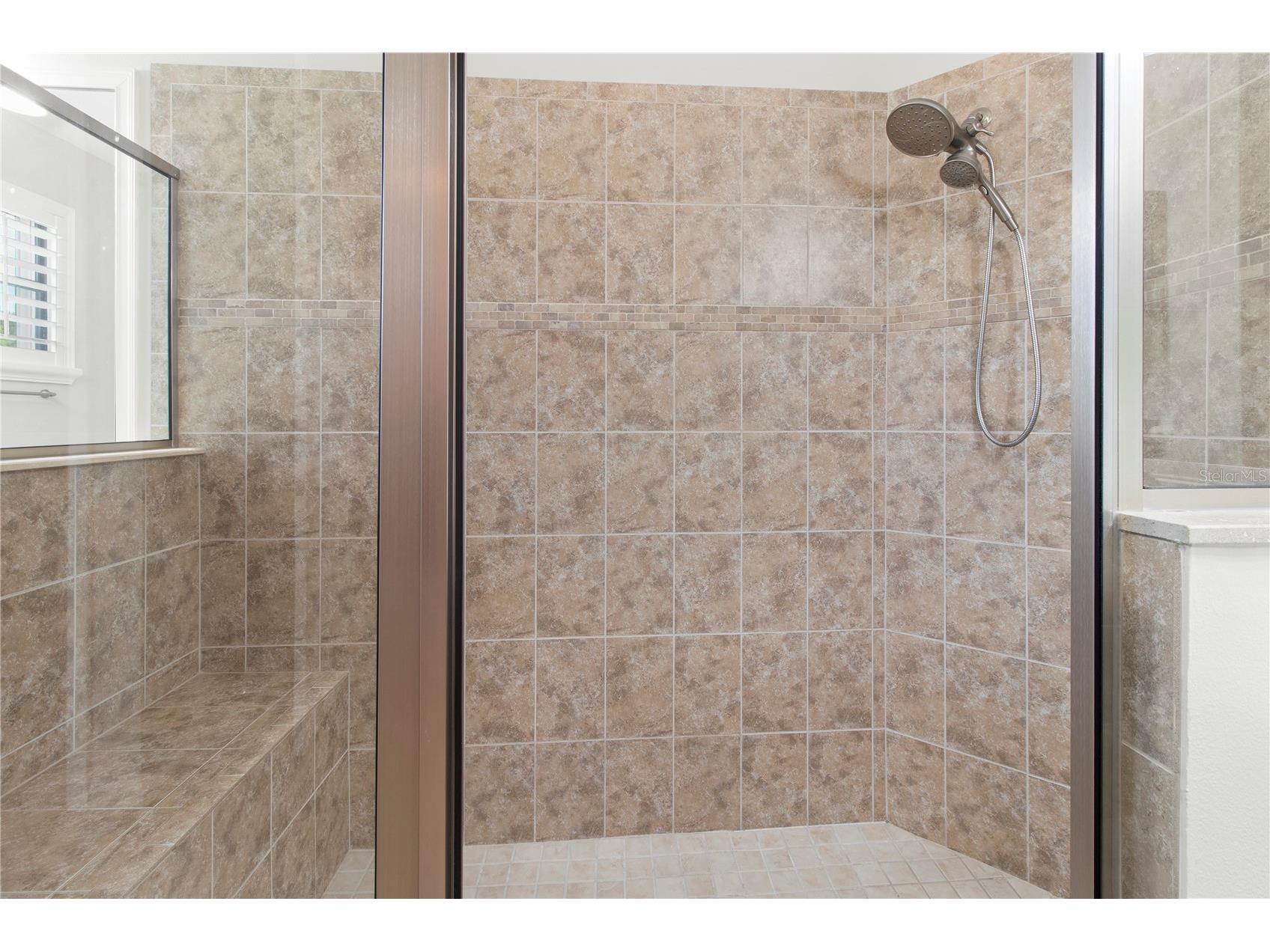 553 Chantilly Trail Bradenton FL 34212 A4696705 image36
