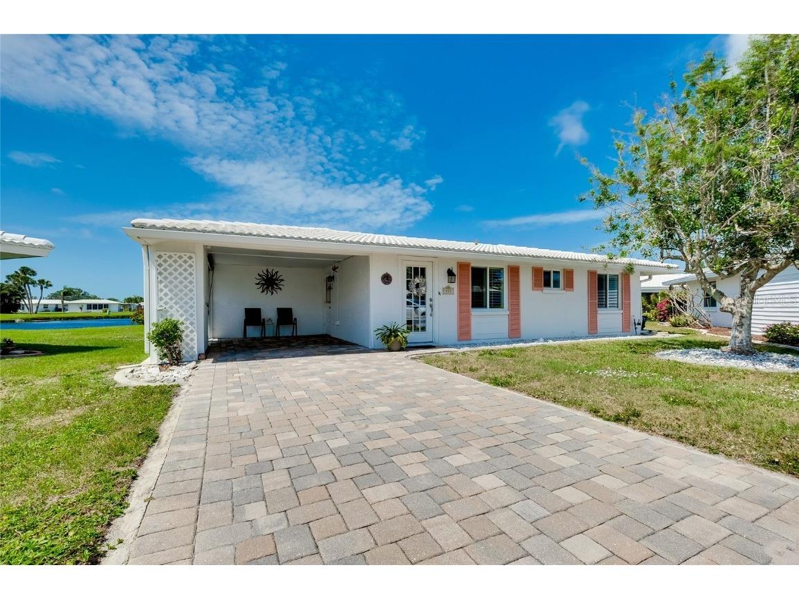 553 Circlewood Drive #T11 Venice FL 34293 N6138313 image1