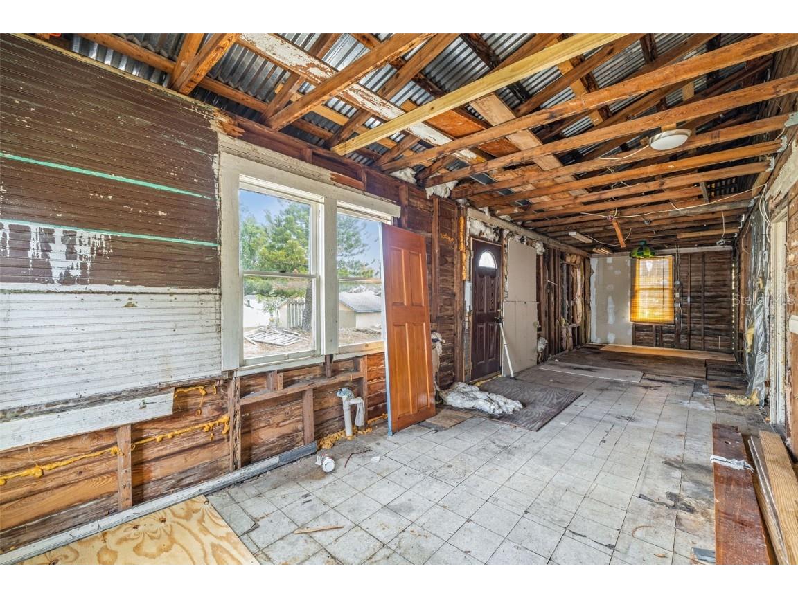 553 Division Street Tarpon Springs FL 34689 U8224317 image17