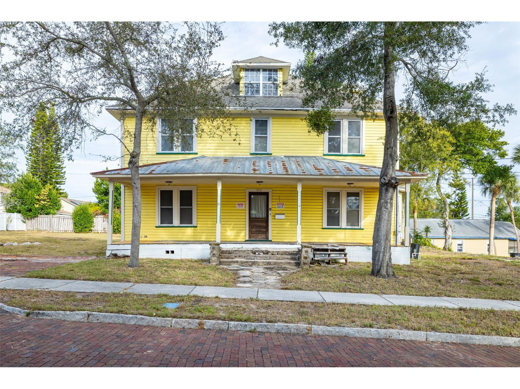 553 Division Street Tarpon Springs FL 34689 U8224317 image2