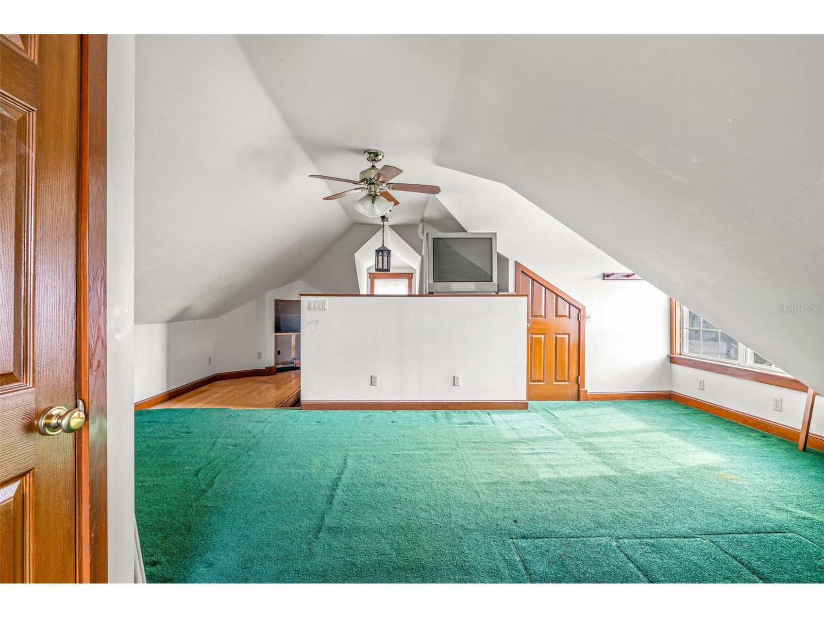 553 Division Street Tarpon Springs FL 34689 U8224317 image27