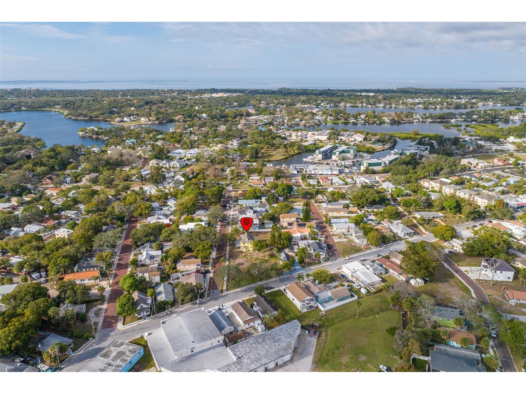 553 Division Street Tarpon Springs FL 34689 U8224317 image36