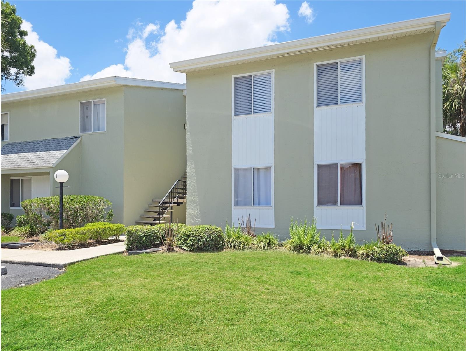 553 Fairways Circle #B Ocala FL 34472 OM725616 image1