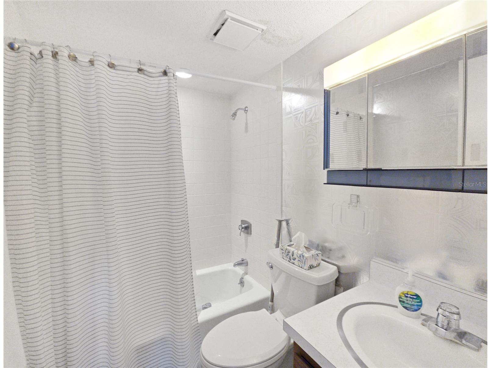 553 Fairways Circle #B Ocala FL 34472 OM725616 image21