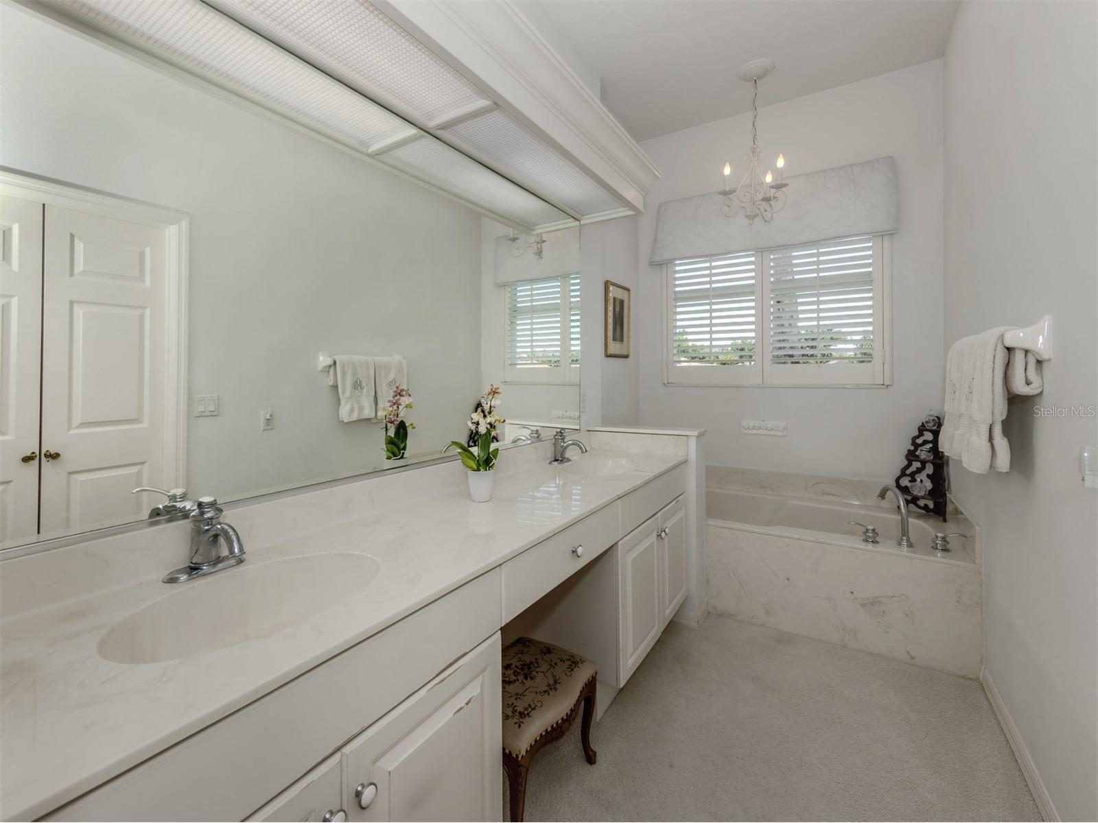 553 Fallbrook Drive Venice FL 34292 N6138554 image16