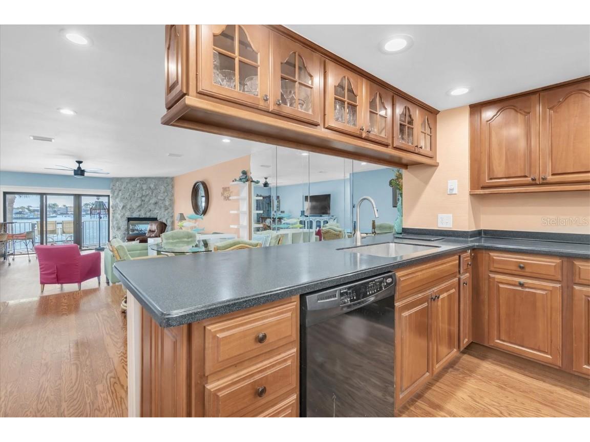 553 Haven Point Drive Treasure Island FL 33706 TB8364099 image12