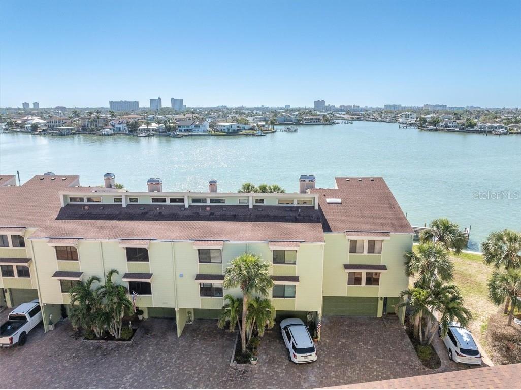 553 Haven Point Drive Treasure Island FL 33706 TB8364099 image2
