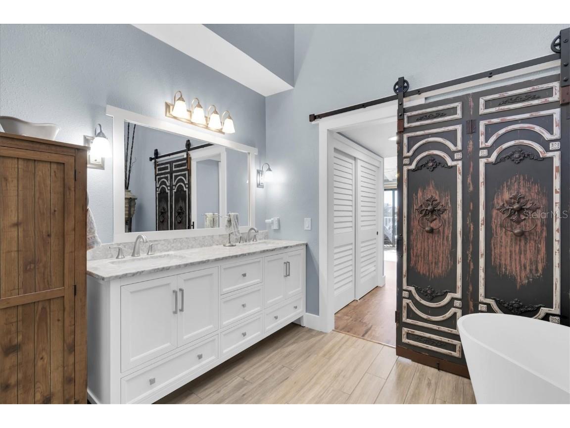 553 Haven Point Drive Treasure Island FL 33706 TB8364099 image25