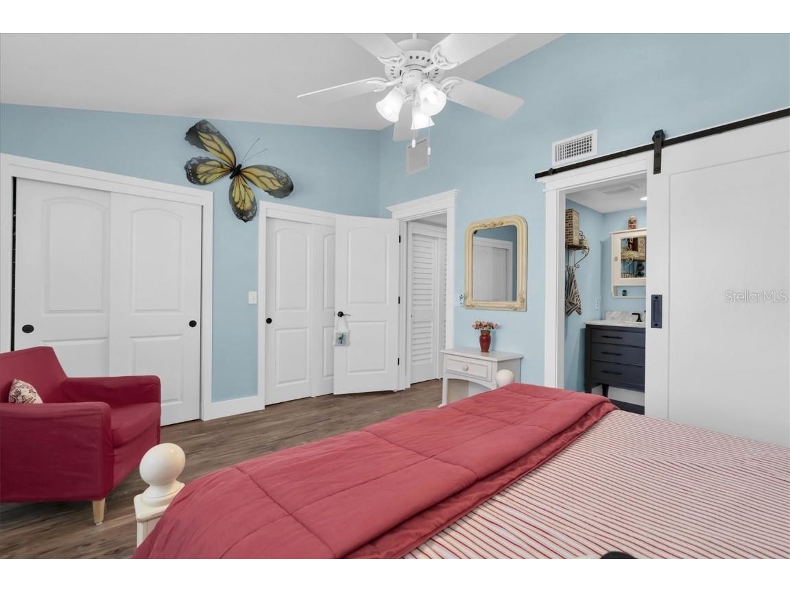 553 Haven Point Drive Treasure Island FL 33706 TB8364099 image28