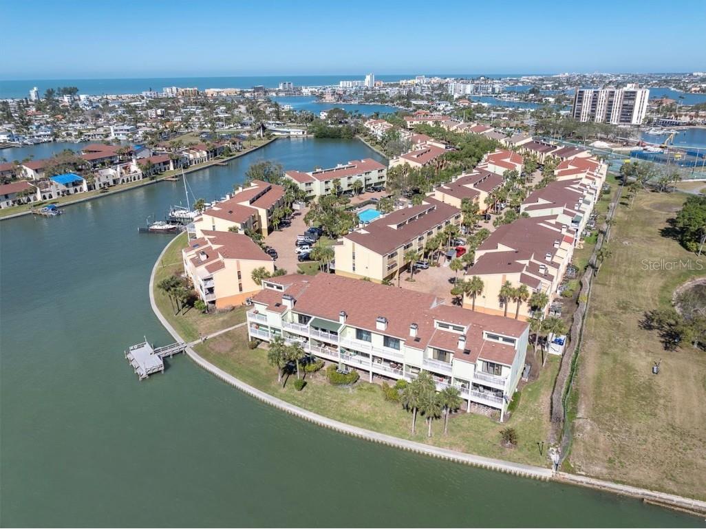 553 Haven Point Drive Treasure Island FL 33706 TB8364099 image4