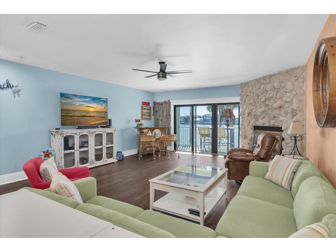 553 Haven Point Drive Treasure Island FL 33706 TB8364099 image7