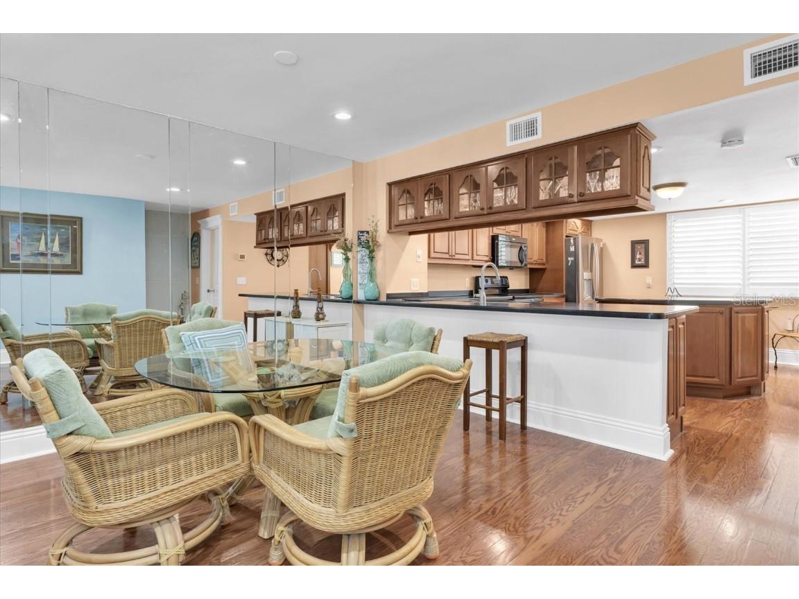 553 Haven Point Drive Treasure Island FL 33706 TB8364099 image8