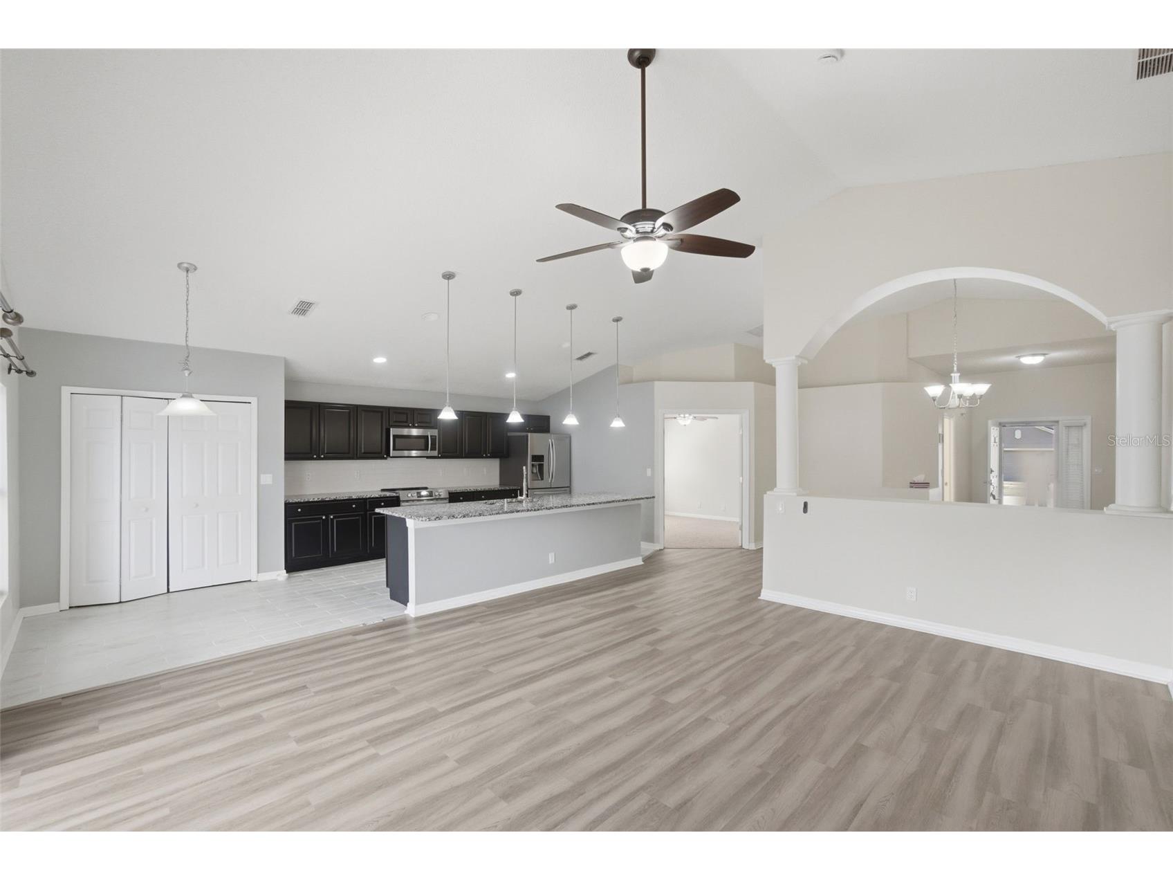 553 Maidenhair Court Orange City FL 32763 V4948795 image7
