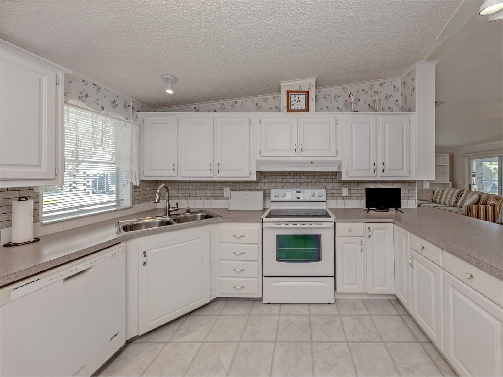553 Portside Drive North Port FL 34287 N6143801 image16