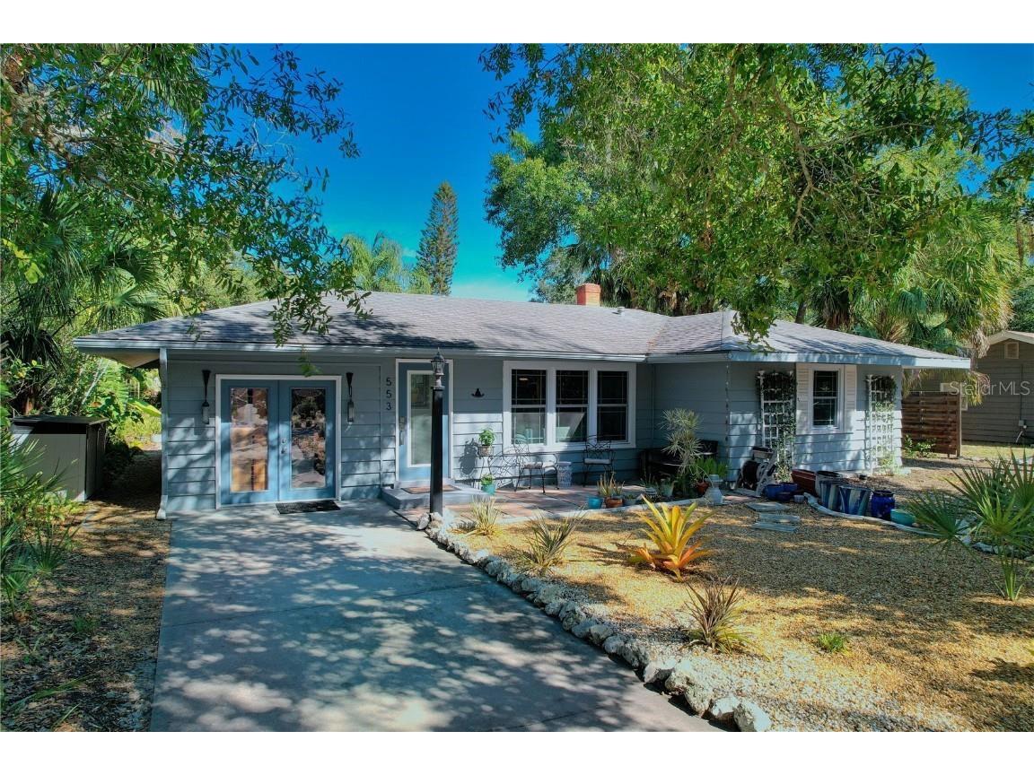553 S Pelican Drive Sarasota FL 34237 A4587169 image1