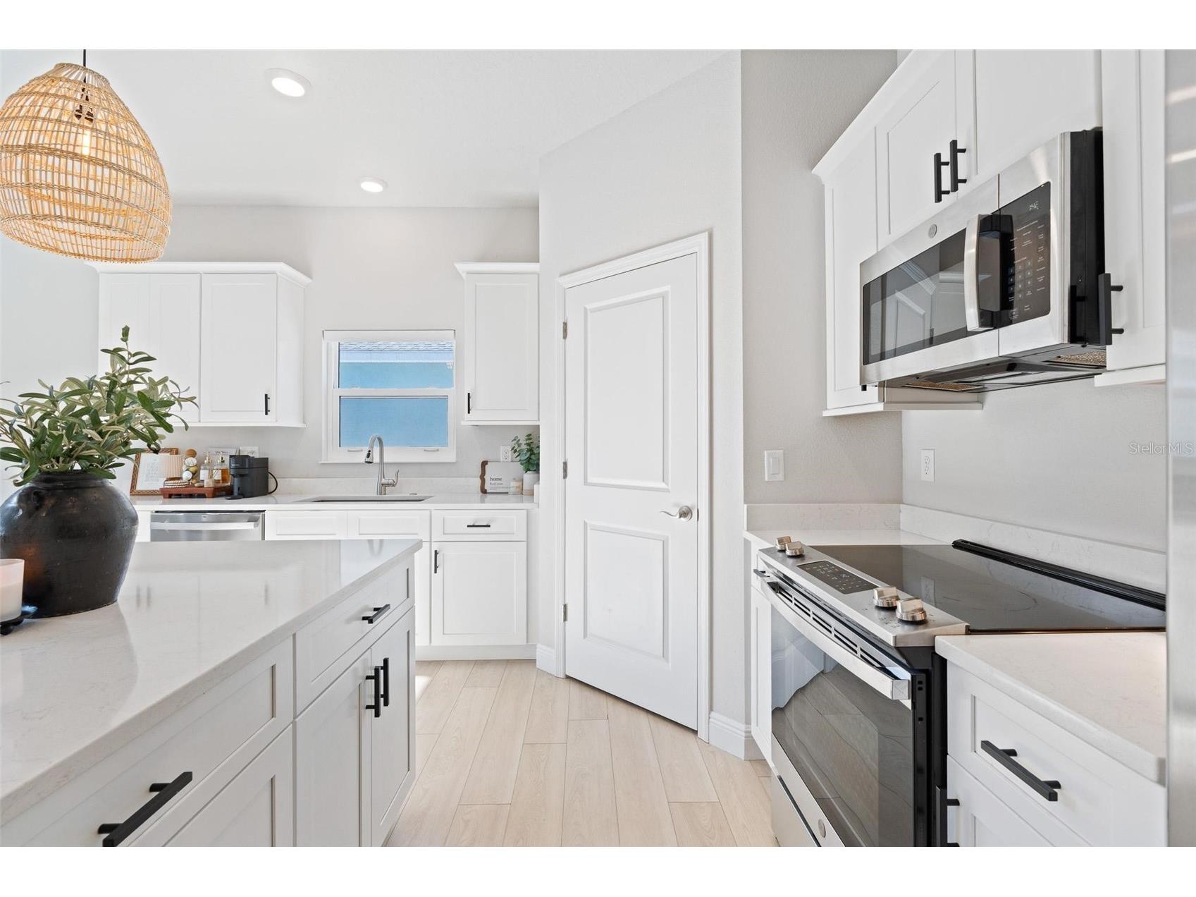 553 Venetian Palms Boulevard New Smyrna Beach FL 32168 V4946759 image9