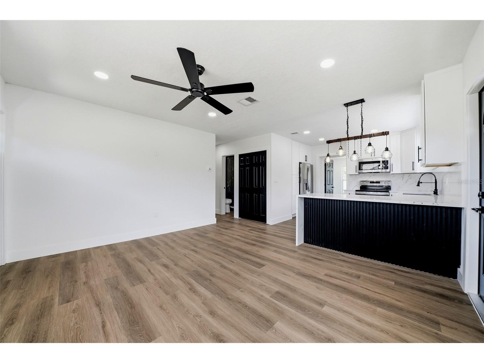 5530 2 Avenue N Saint Petersburg FL 33710 TB8517134 image10