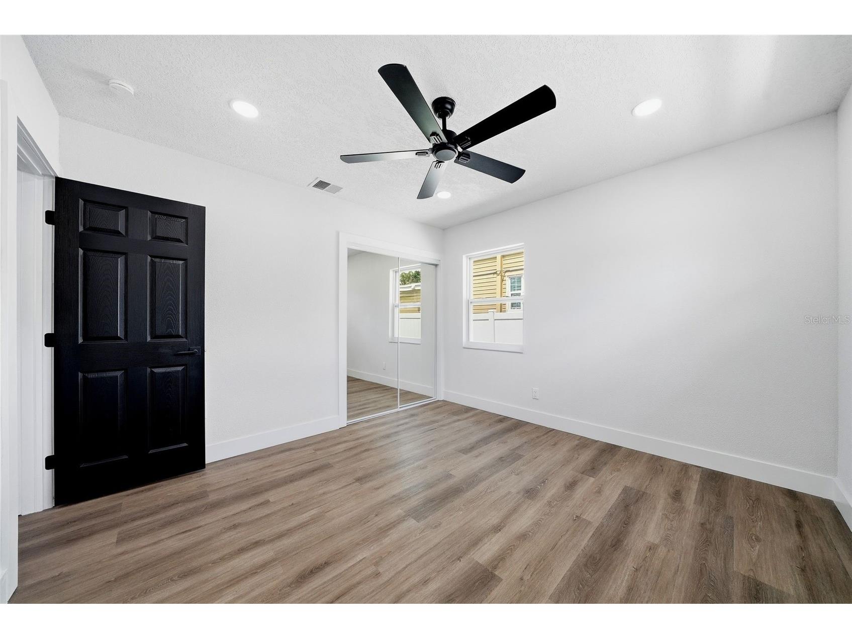 5530 2 Avenue N Saint Petersburg FL 33710 TB8517134 image21
