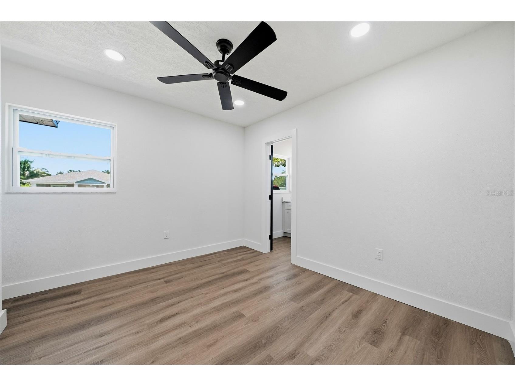 5530 2 Avenue N Saint Petersburg FL 33710 TB8517134 image22
