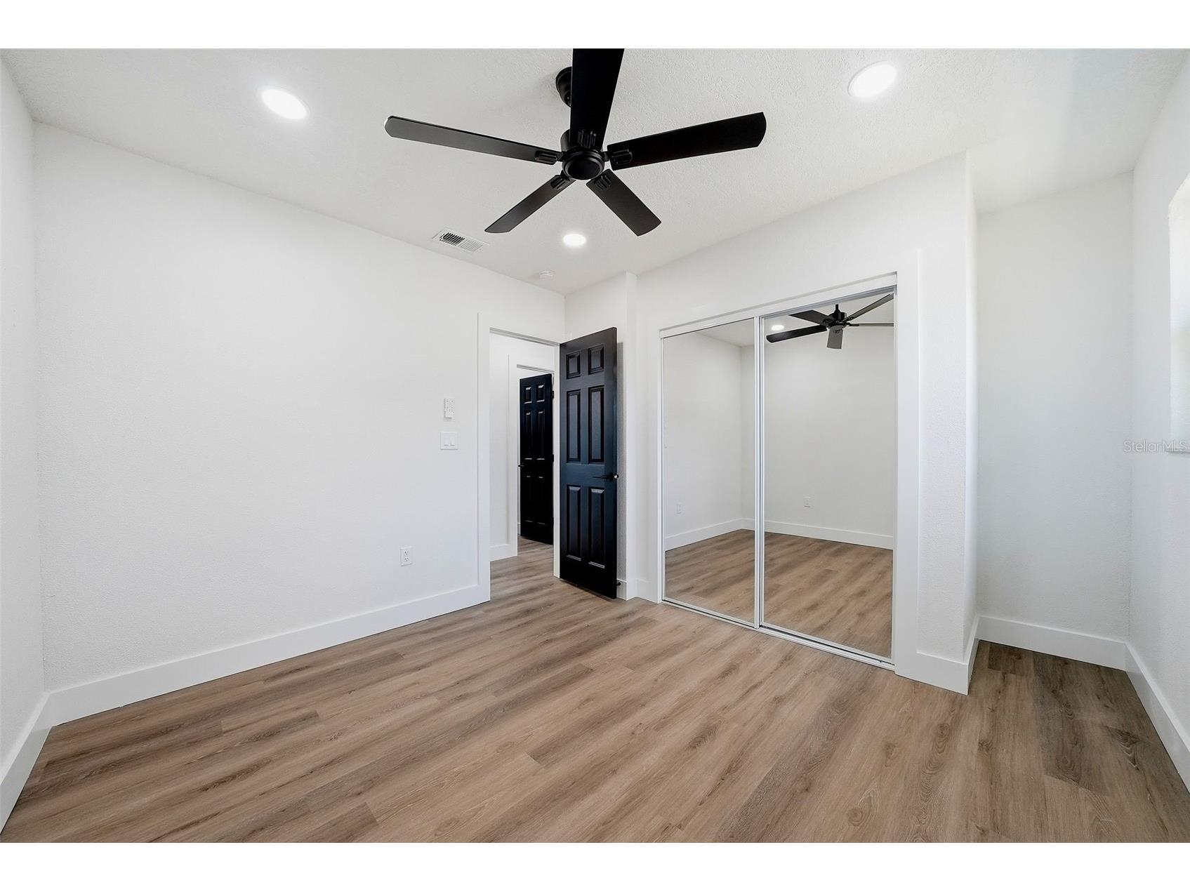 5530 2 Avenue N Saint Petersburg FL 33710 TB8517134 image23