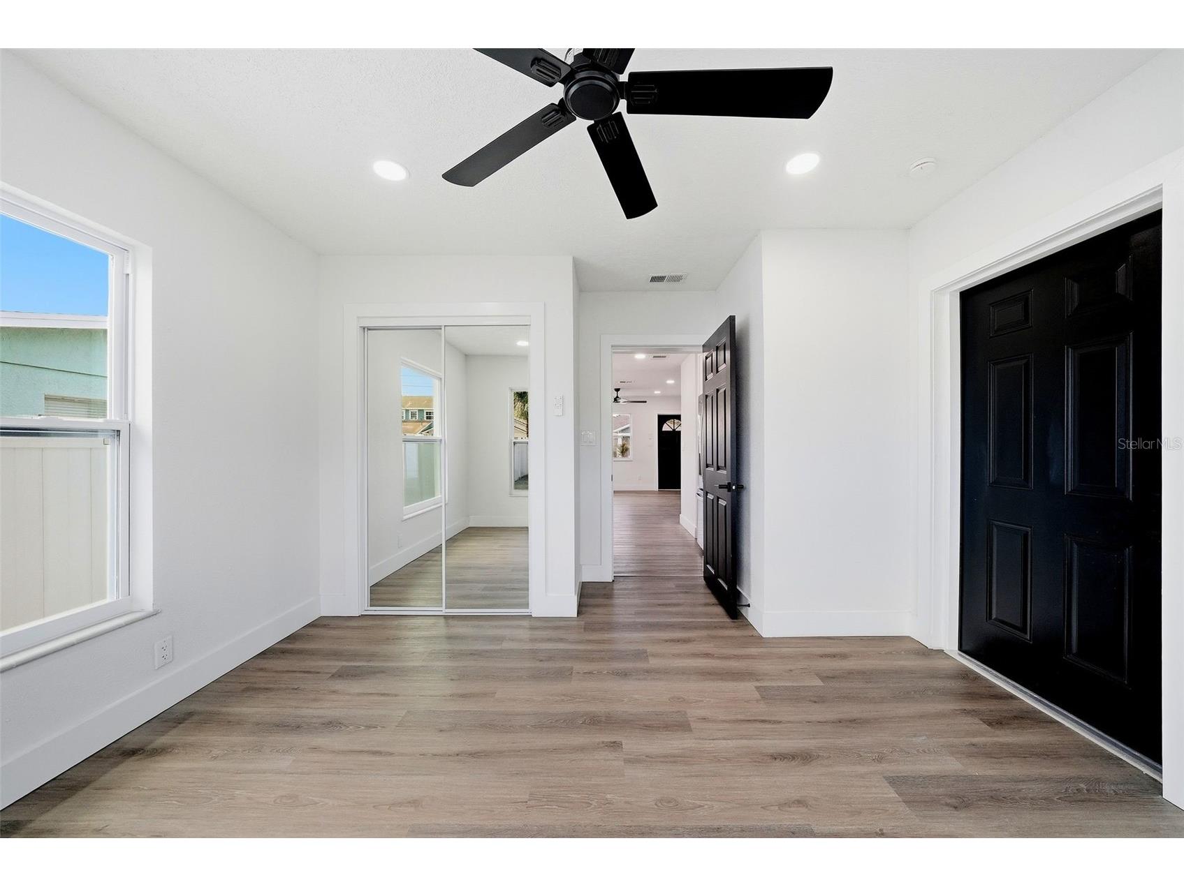 5530 2 Avenue N Saint Petersburg FL 33710 TB8517134 image24
