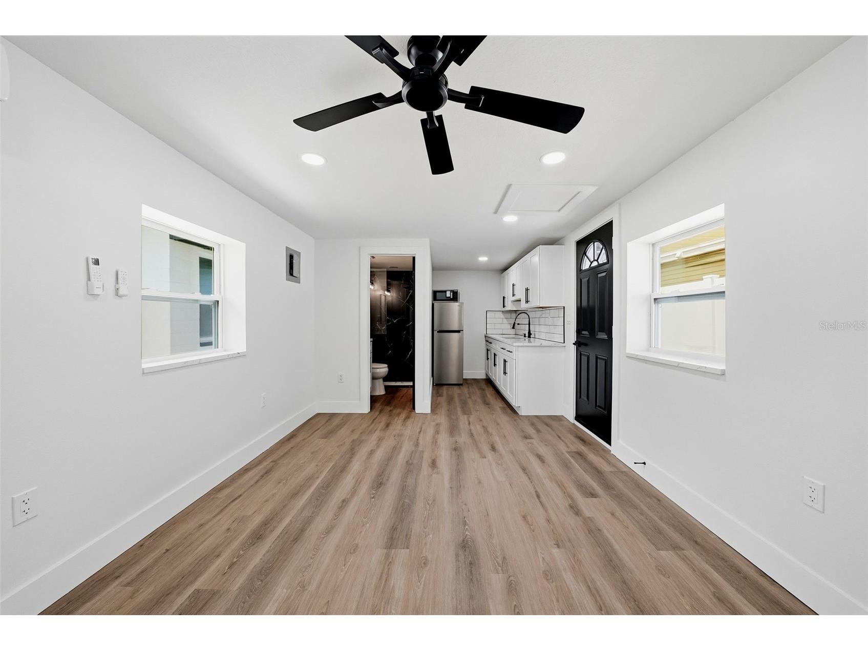 5530 2 Avenue N Saint Petersburg FL 33710 TB8517134 image32