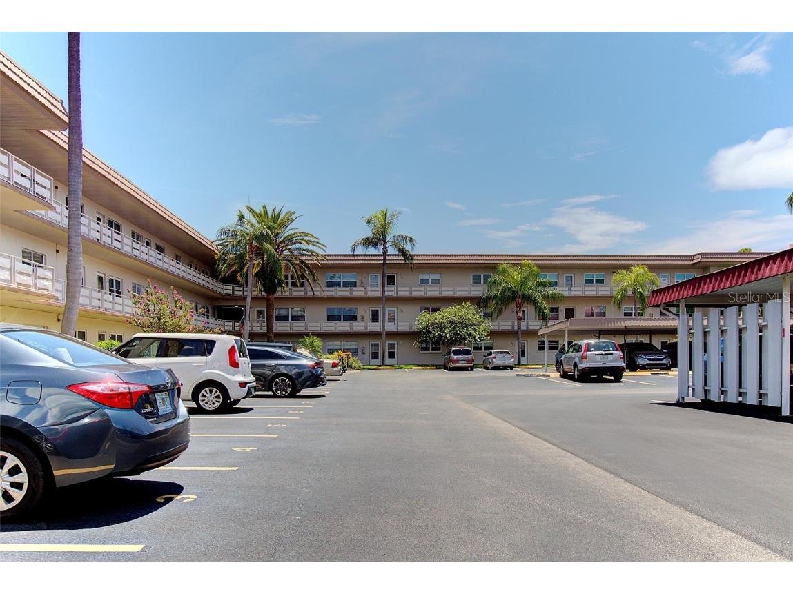 5530 80th St N #C203 Saint Petersburg FL 33709 TB8309955 image1