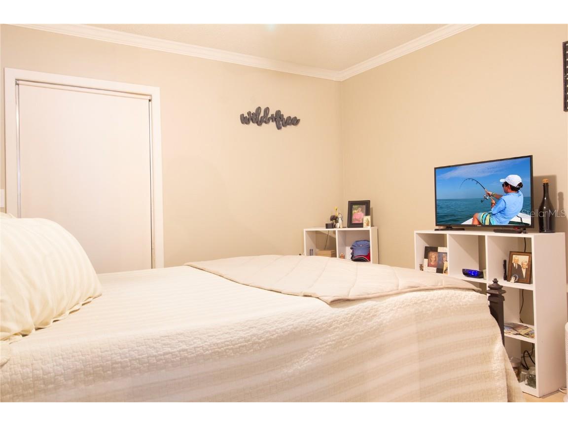 5530 80th Street N #C201 Saint Petersburg FL 33709 TB8439759 image10