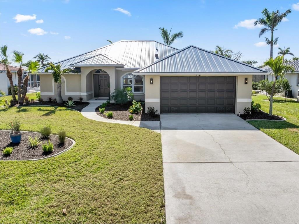 5530 Almar Drive Punta Gorda FL 33950 - CHARLOTTE HARBOR/GULF C7506656 image1