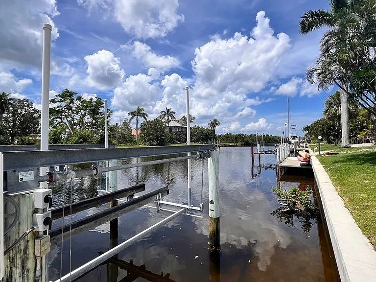 5530 Almar Drive Punta Gorda FL 33950 C7527473 image2