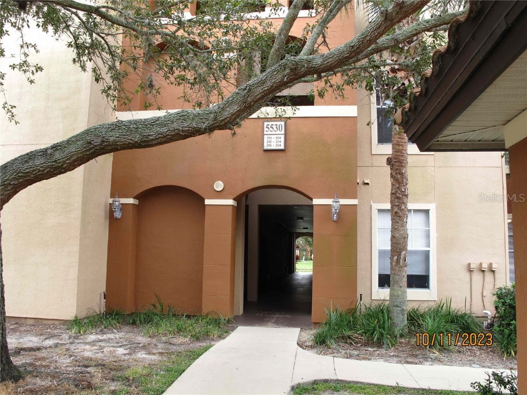 5530 Metrowest Boulevard #203 Orlando FL 32811 O6149612 image1