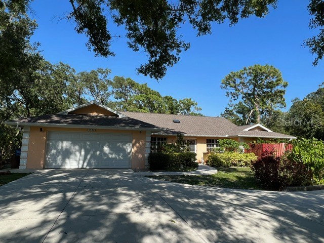 5530 Ravenwood Drive Sarasota FL 34243 T3444566 image1