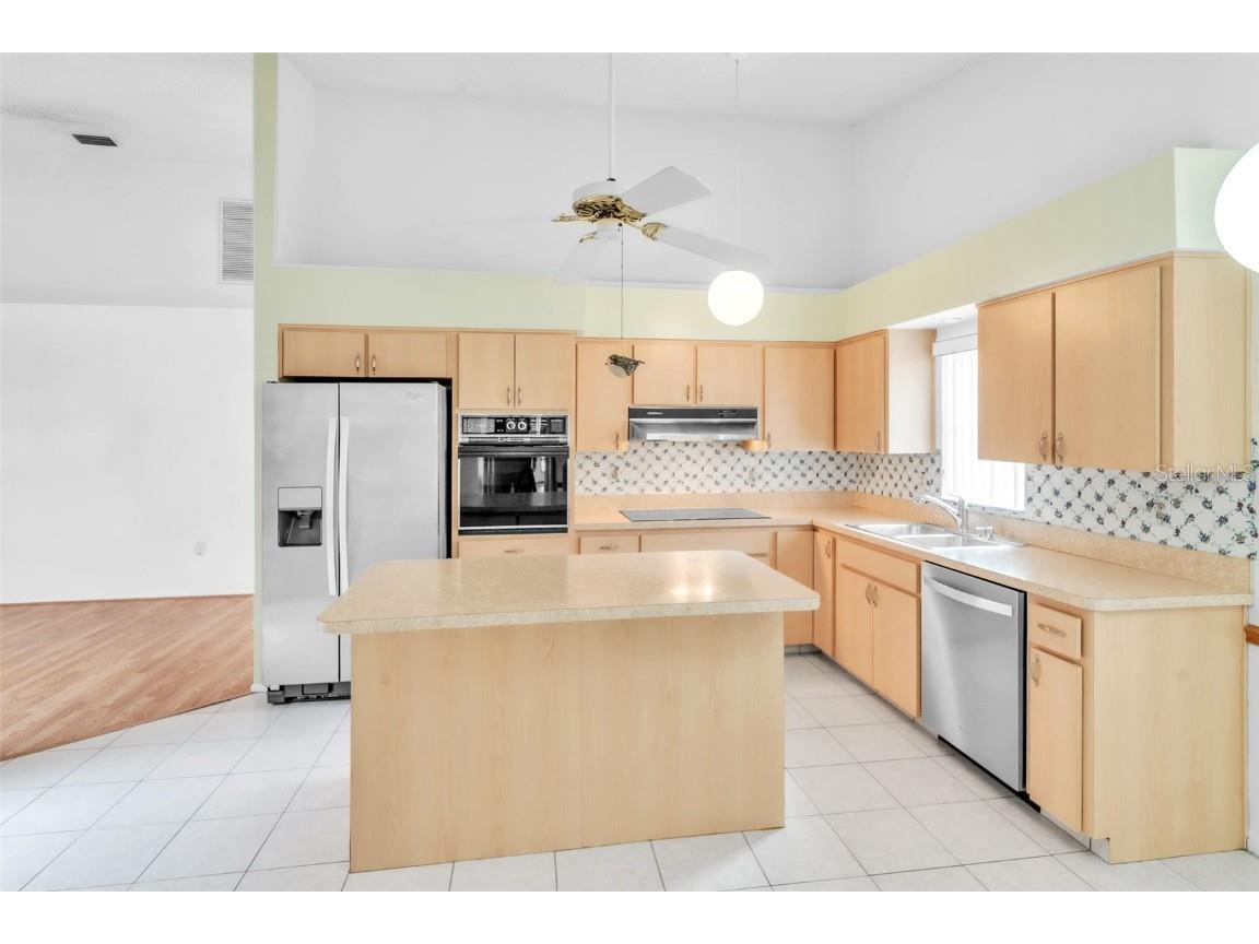 5530 Salem Square Drive N Palm Harbor FL 34685 TB8455364 image11