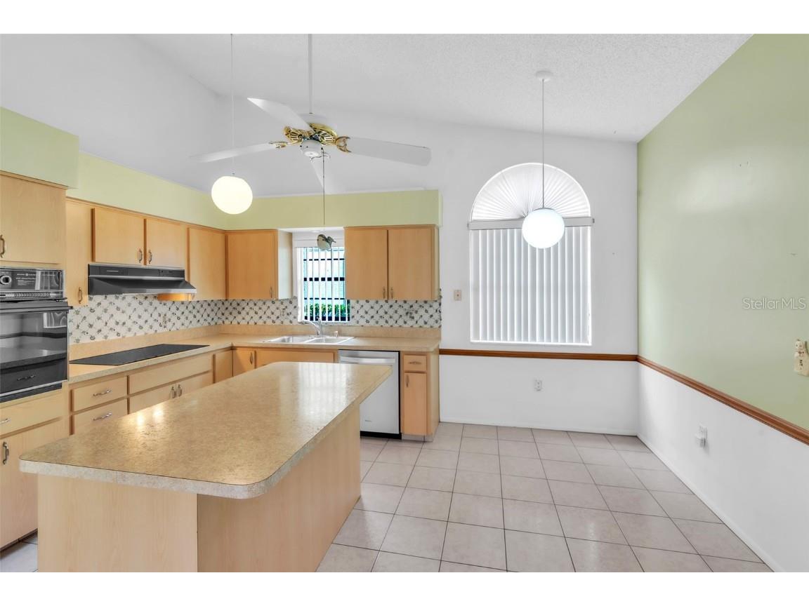 5530 Salem Square Drive N Palm Harbor FL 34685 TB8455364 image15