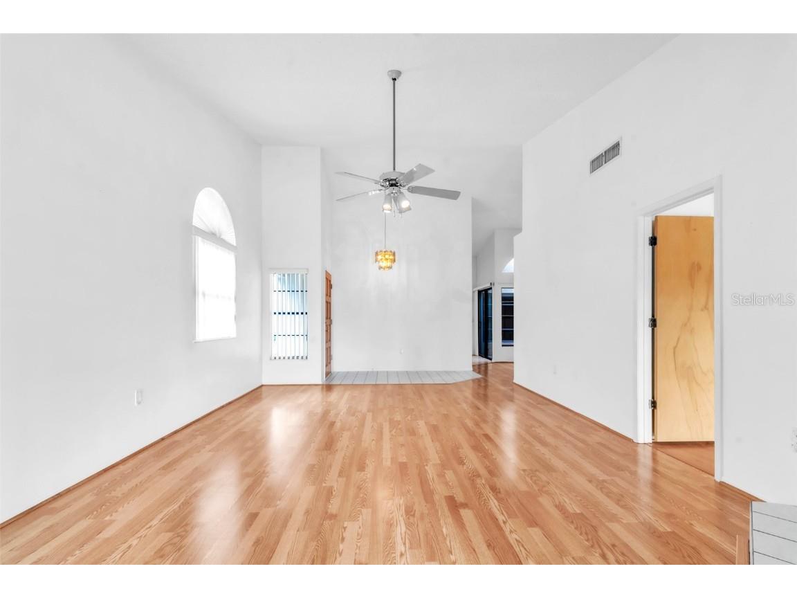 5530 Salem Square Drive N Palm Harbor FL 34685 TB8455364 image5