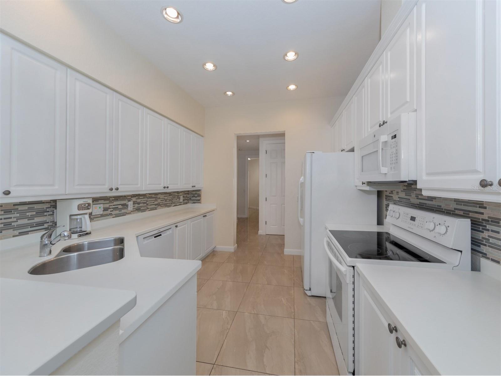 5531 46th Court W #5531 Bradenton FL 34210 N6143805 image17